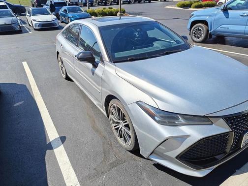 2020 Toyota Avalon Touring
