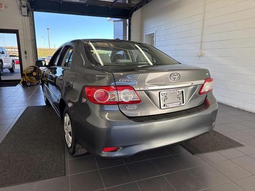 2011 Toyota Corolla LE