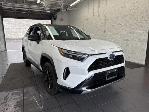 2024 Toyota RAV4 Hybrid SE