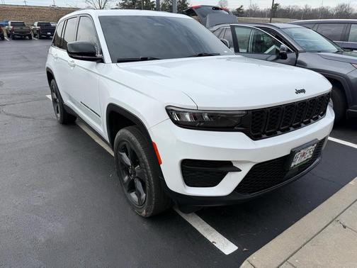 2023 Jeep Grand Cherokee Altitude