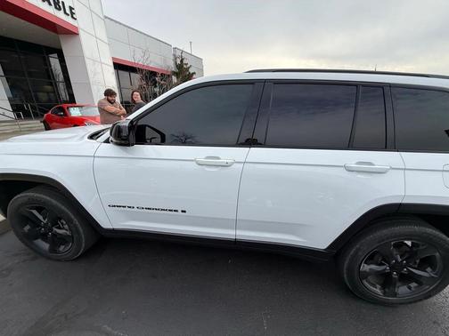 2023 Jeep Grand Cherokee Altitude