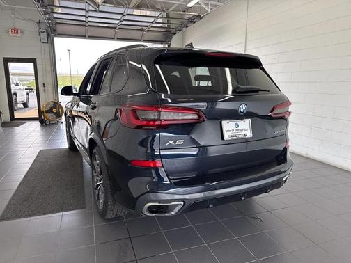 2022 BMW X5 PHEV xDrive45e