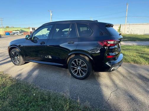 2022 BMW X5 PHEV xDrive45e