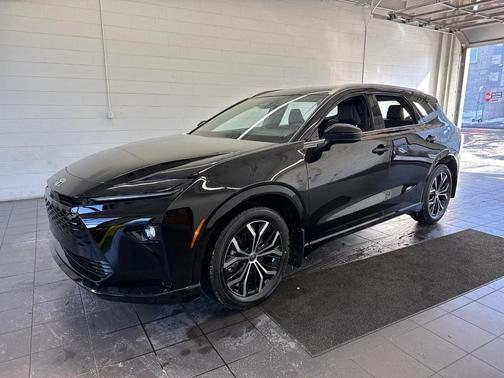 2026 Toyota Crown Signia XLE