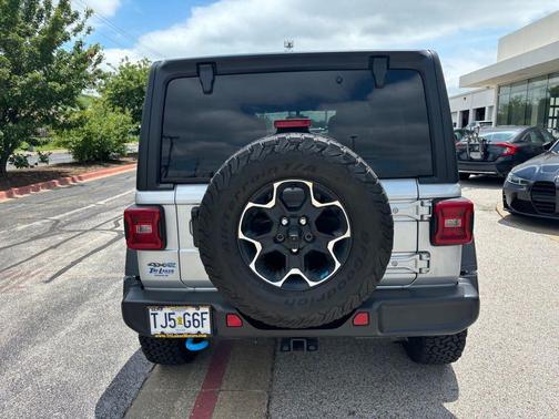 Silver Zynith Clearcoat 2022 Jeep Wrangler Unlimited 4xe Rubicon