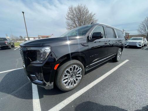 2023 GMC Yukon XL Denali Ultimate