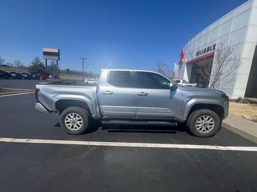 2024 Toyota Tacoma SR5