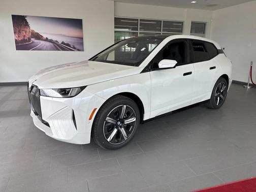 2026 BMW iX xDrive60