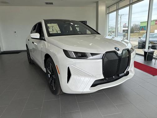2026 BMW iX xDrive60