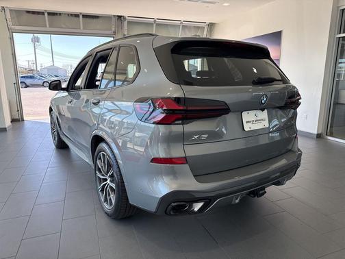 Skyscraper Grey Metallic 2026 BMW X5 PHEV xDrive50e