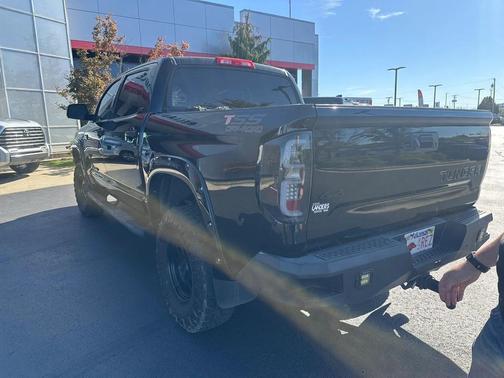 2018 Toyota Tundra SR5