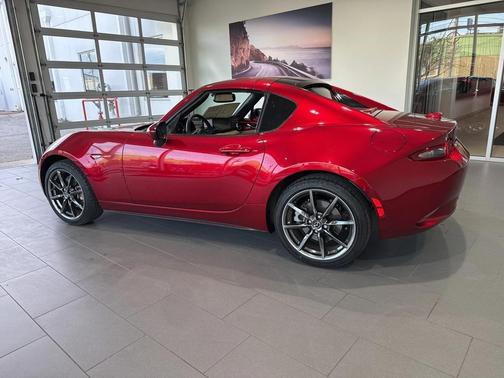 2019 Mazda MX-5 Miata RF Grand Touring