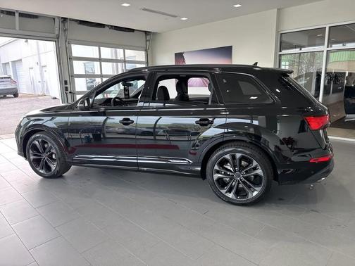 2026 Audi Q7 55 Premium Plus