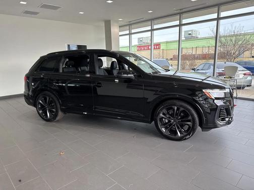 2026 Audi Q7 55 Premium Plus