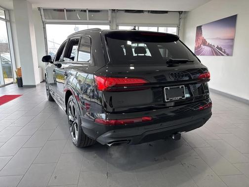 2026 Audi Q7 55 Premium Plus