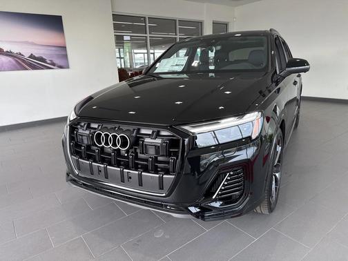 2026 Audi Q7 55 Premium Plus
