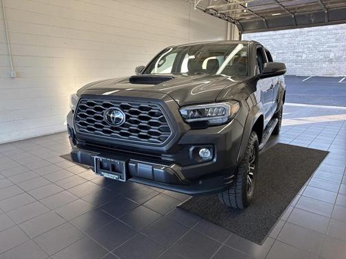 2022 Toyota Tacoma TRD Sport