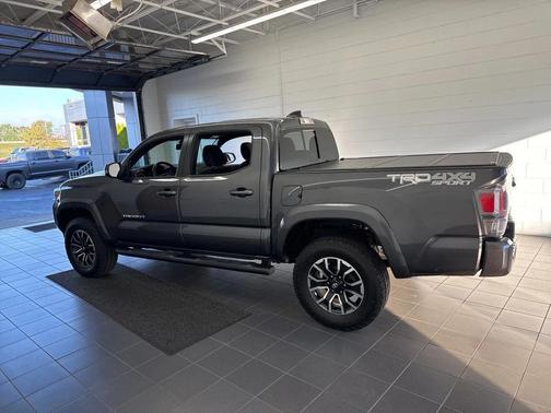 2022 Toyota Tacoma TRD Sport