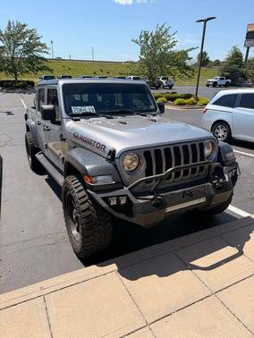 Billet Silver Metallic Clearcoat 2020 Jeep Gladiator Sport S