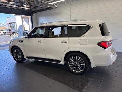 2021 INFINITI QX80 SENSORY AWD