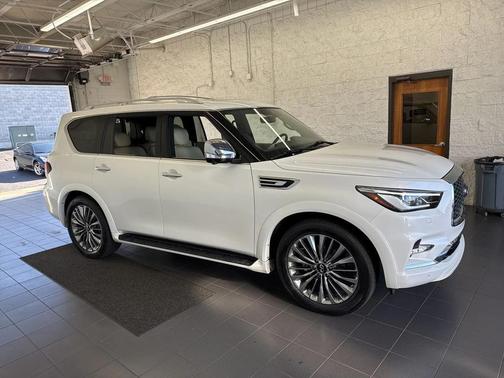 2021 INFINITI QX80 SENSORY AWD
