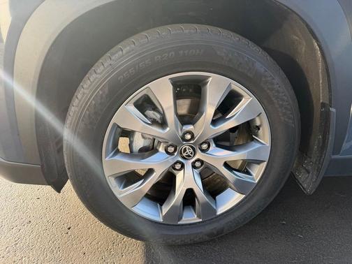 2024 Toyota Grand Highlander Hybrid XLE