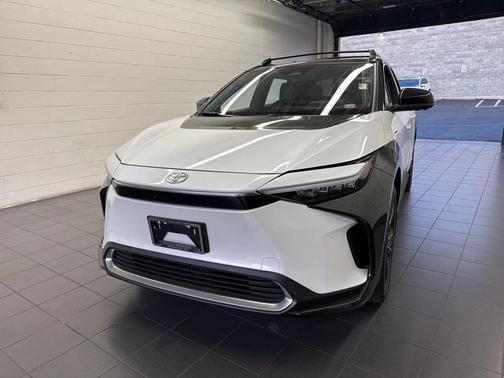 2024 Toyota bZ4X Limited