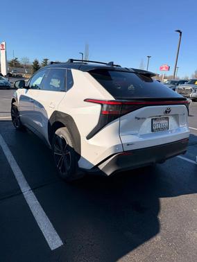2024 Toyota bZ4X Limited