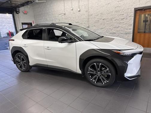 2024 Toyota bZ4X Limited