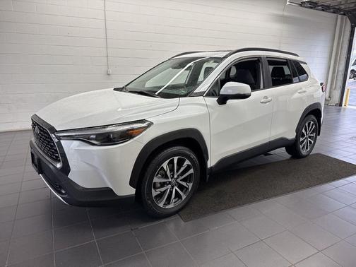 2023 Toyota Corolla Cross XLE