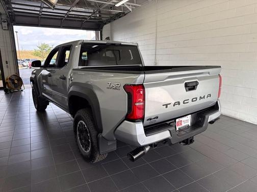 CELESTIAL SILVE 2026 Toyota Tacoma TRD Off Road