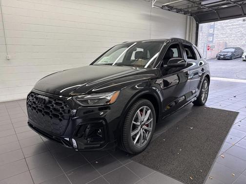 2025 Audi Q5 55 S line Premium Plus