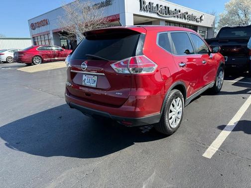 2015 Nissan Rogue S