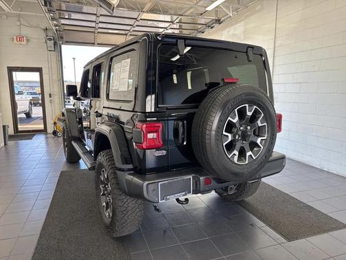 2024 Jeep Wrangler 4-Door Sahara 4x4