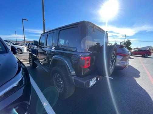 2024 Jeep Wrangler 4-Door Sahara 4x4