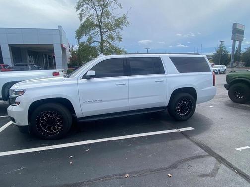 2020 Chevrolet Suburban LT