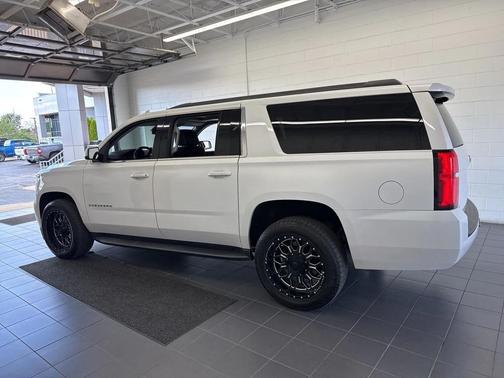 2020 Chevrolet Suburban LT