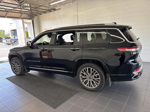 2021 Jeep Grand Cherokee L Summit Reserve