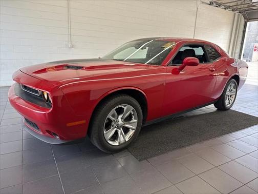 2016 Dodge Challenger SXT