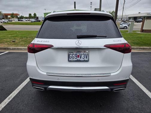 White 2025 Mercedes-Benz GLE 350 4MATIC