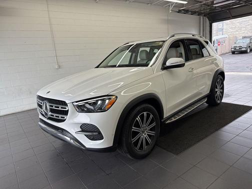 White 2025 Mercedes-Benz GLE 350 4MATIC