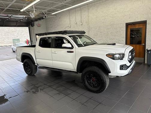 Super White 2019 Toyota Tacoma TRD Pro