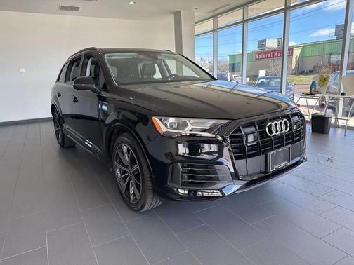 2022 Audi Q7 55 Prestige