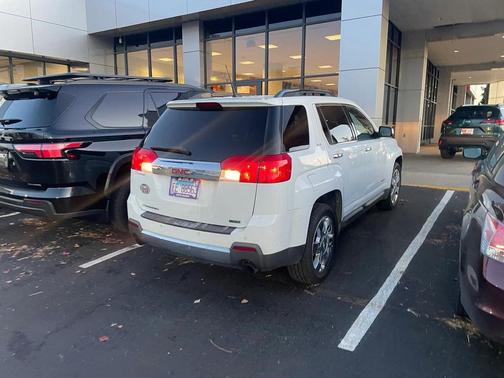 2011 GMC Terrain SLT-2