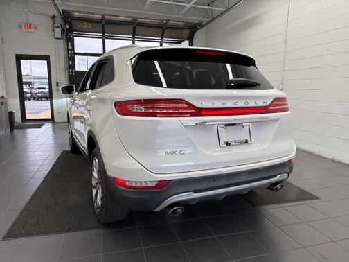 2019 Lincoln MKC Select