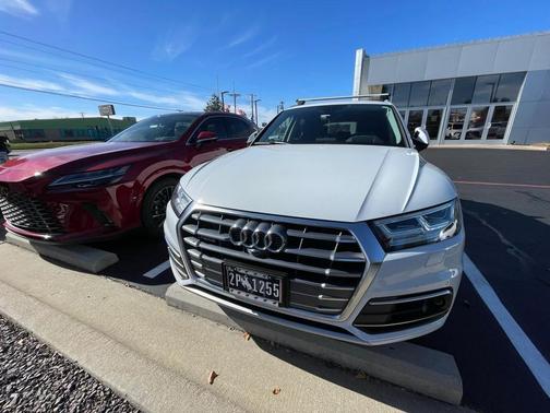 2020 Audi Q5 45 Prestige