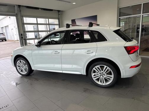 2020 Audi Q5 45 Prestige