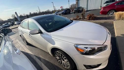 Snow White Pearl 2015 Kia Cadenza Premium