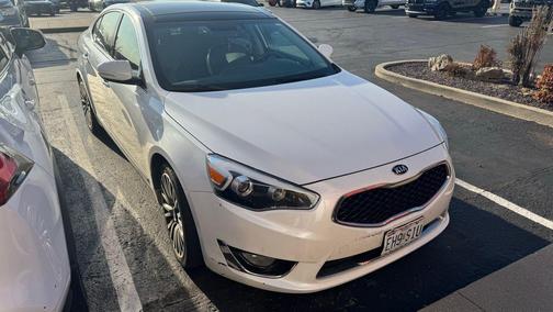 Snow White Pearl 2015 Kia Cadenza Premium