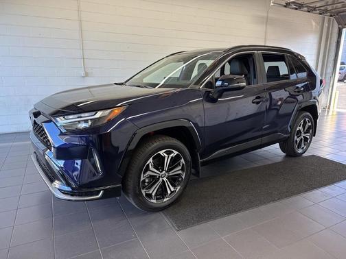 2025 Toyota RAV4 Hybrid SE